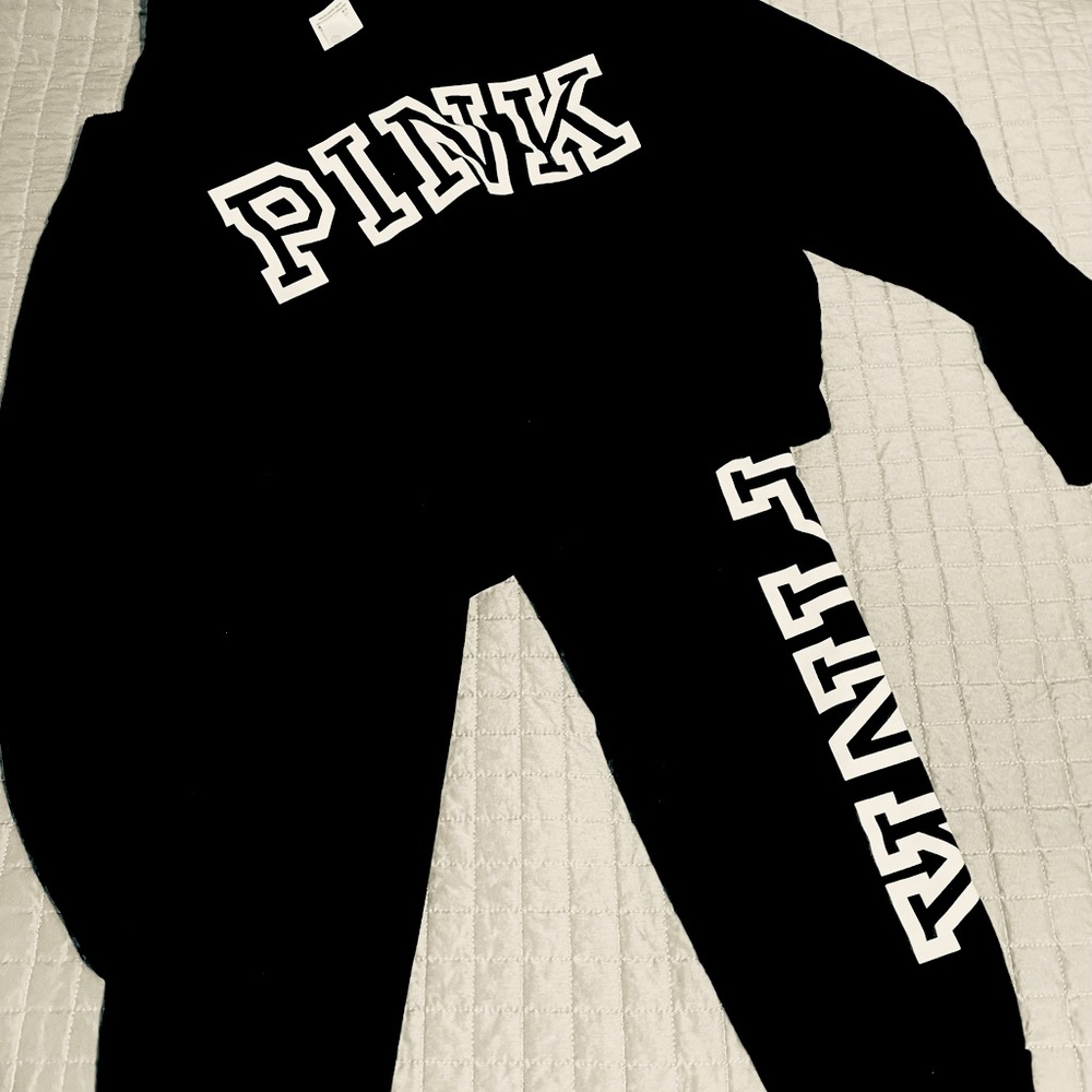 Pink sweater and joggers XS